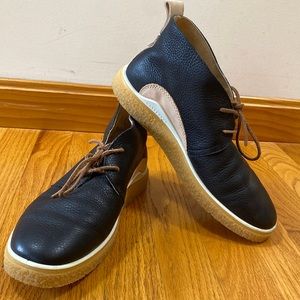 Ecco leather lace up shoes